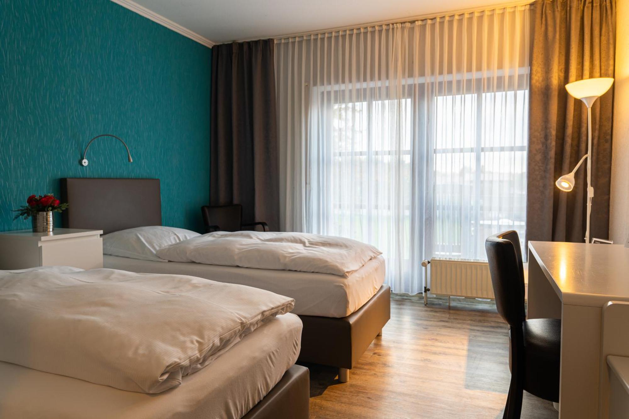Vareler Brauhaus-Hotel Varel Dangast Esterno foto
